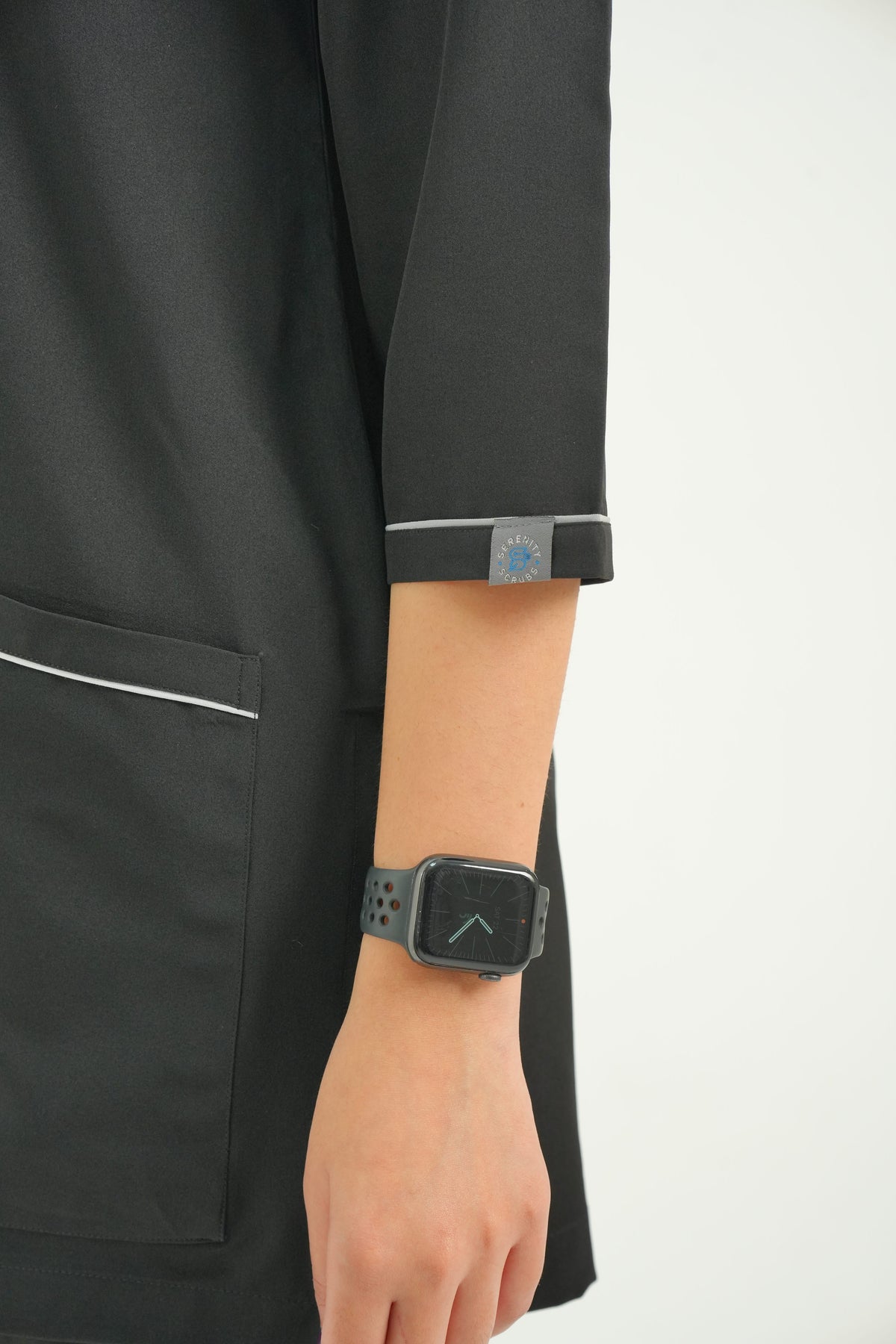 Classic Women Scrub | Black