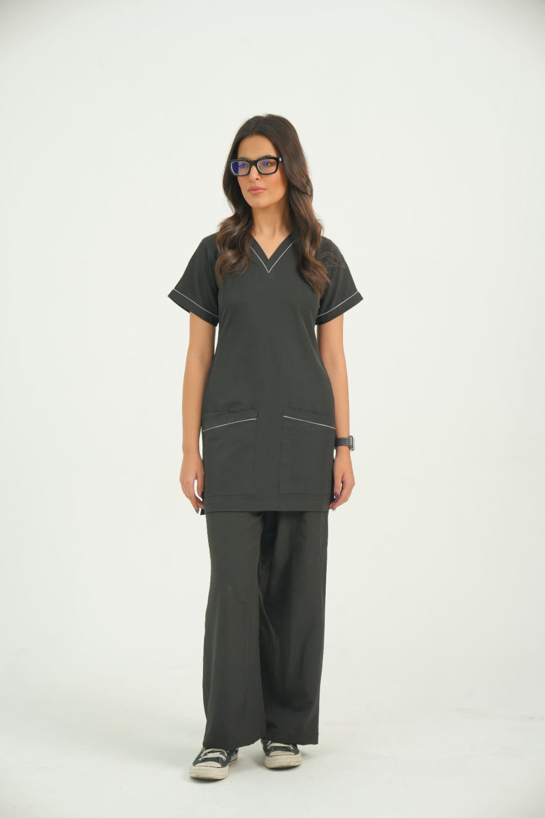 Deluxe Women Scrub – Black